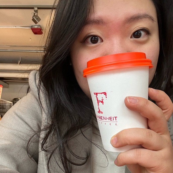 Meet your Posher, Ruth - Picture 1 of 1